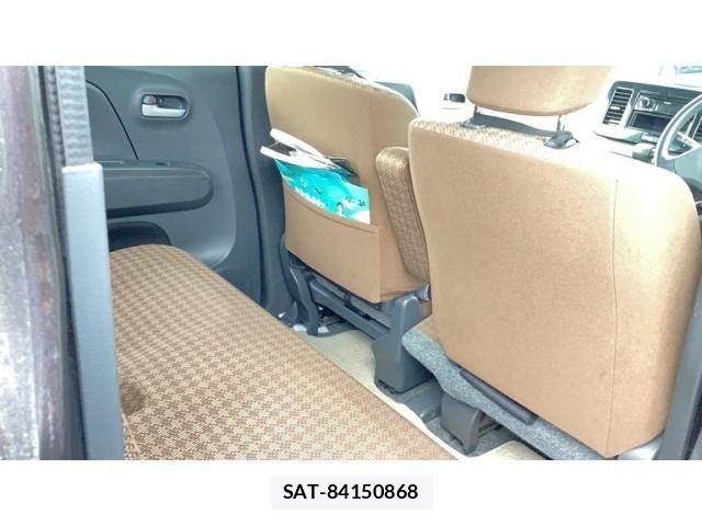 Nissan MOCO 2013-08 8131325-11
