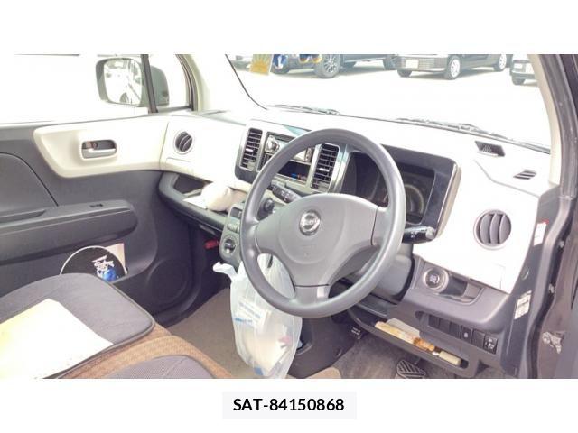Nissan MOCO 2013-08 8131325-7