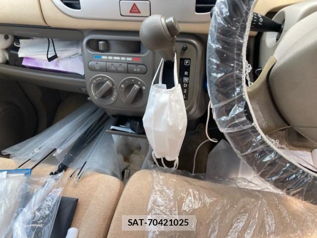 Nissan MOCO 2006-08 8146198-9