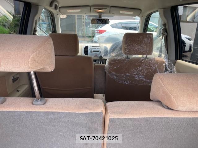 Nissan MOCO 2006-08 8146198-21