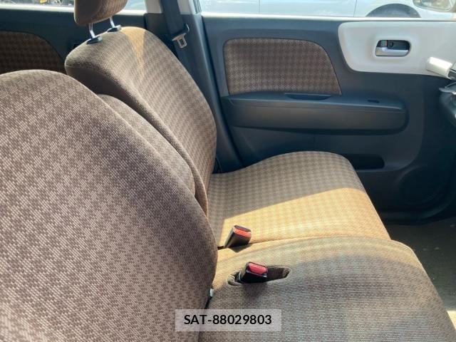 Nissan MOCO 2013-09 8158835-14