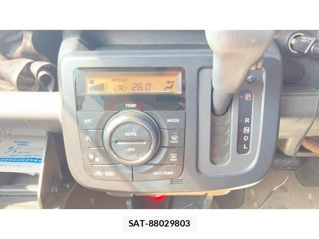 Nissan MOCO 2013-09 8158835-20