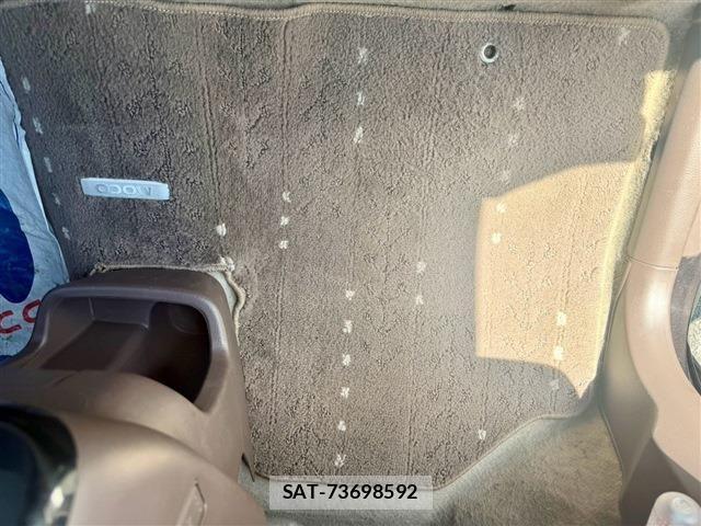 Nissan MOCO 2014-02 8158834-21