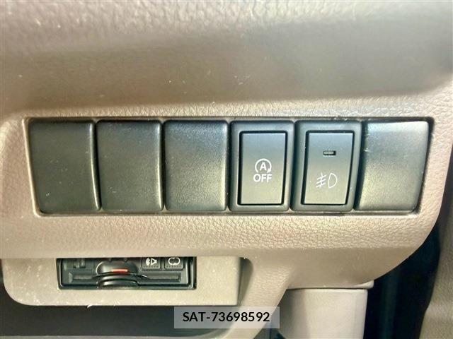 Nissan MOCO 2014-02 8158834-8