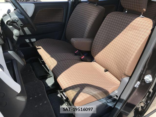 Nissan MOCO 2014-03 8208816-12