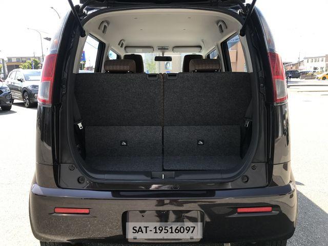 Nissan MOCO 2014-03 8208816-17