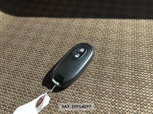 Nissan MOCO 2014-03 8208816-25