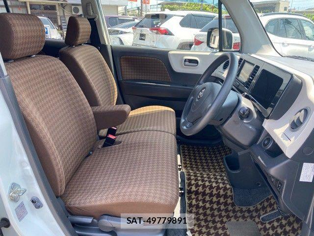 Nissan MOCO 2011-11 8208817-11