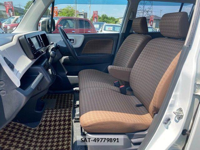 Nissan MOCO 2011-11 8208817-12