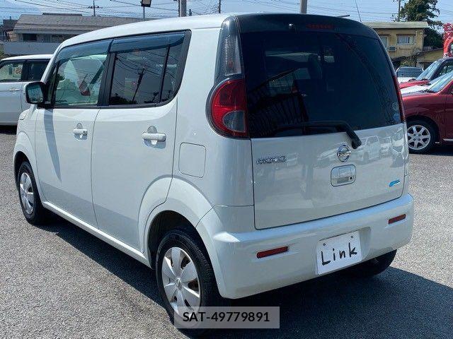 Nissan MOCO 2011-11 8208817-7