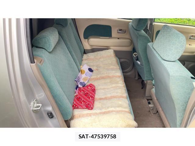 Nissan MOCO 2008-04 8208821-9