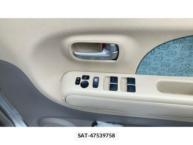 Nissan MOCO 2008-04 8208821-11