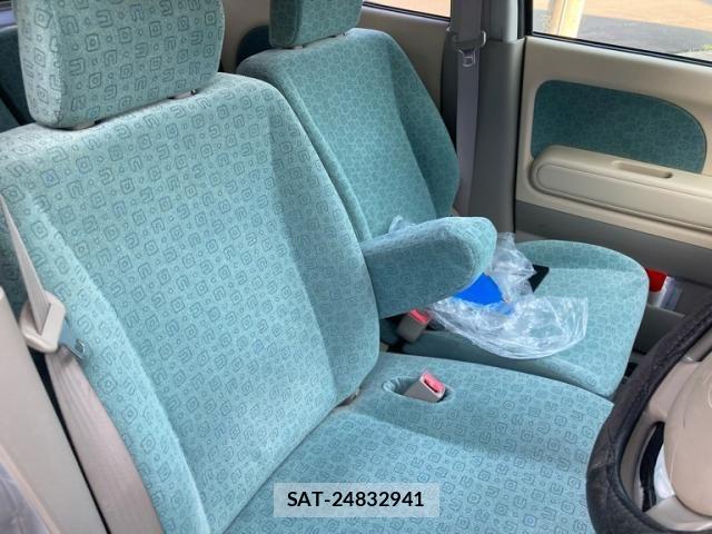 Nissan MOCO 2006-07 8230905-13