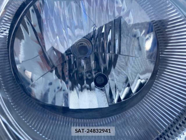 Nissan MOCO 2006-07 8230905-3