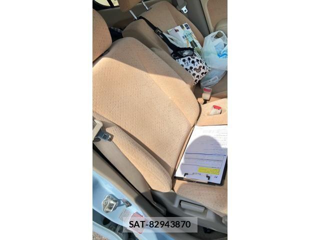 Nissan MOCO 2011-01 8230915-12