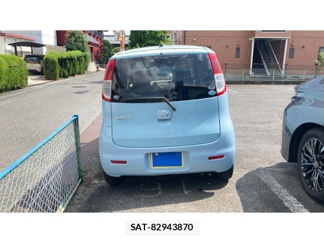 Nissan MOCO 2011-01 8230915-1