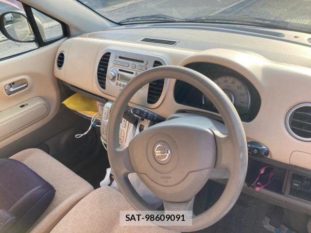 Nissan MOCO 2009-04 8230914-5