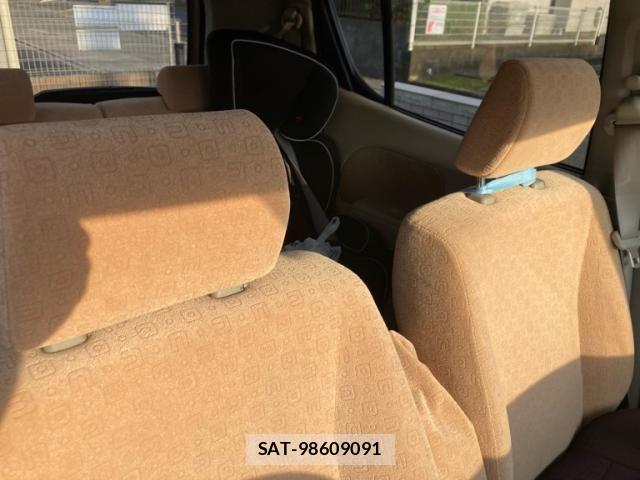 Nissan MOCO 2009-04 8230914-7