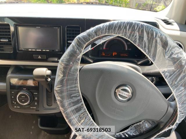 Nissan MOCO 2011-11 8230913-13
