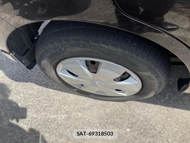 Nissan MOCO 2011-11 8230913-5