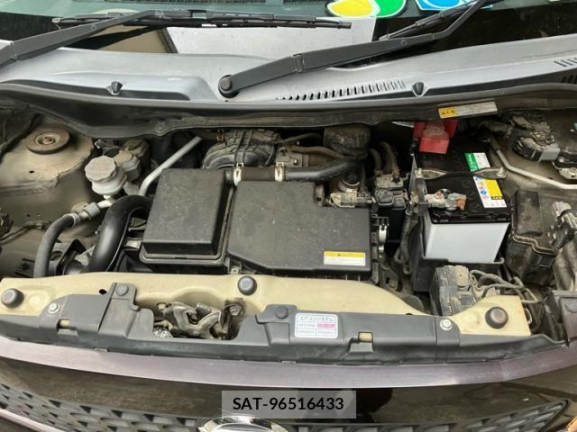 Nissan MOCO 2011-11 8230903-16