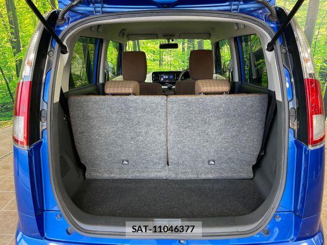 Nissan MOCO 2012-06 8245965-10