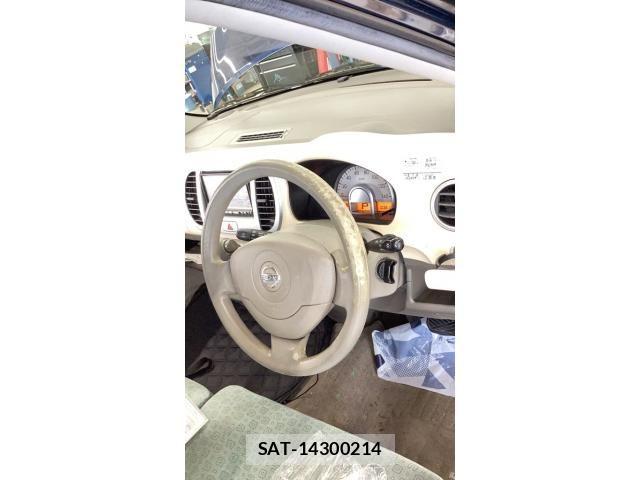 Nissan MOCO 2009-01 8315575-9