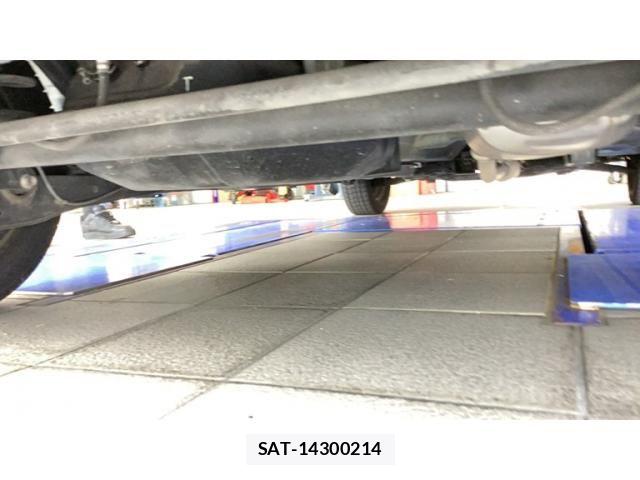 Nissan MOCO 2009-01 8315575-3