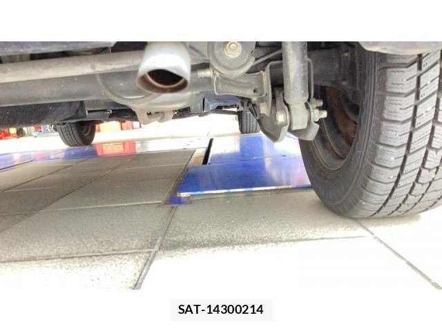 Nissan MOCO 2009-01 8315575-4