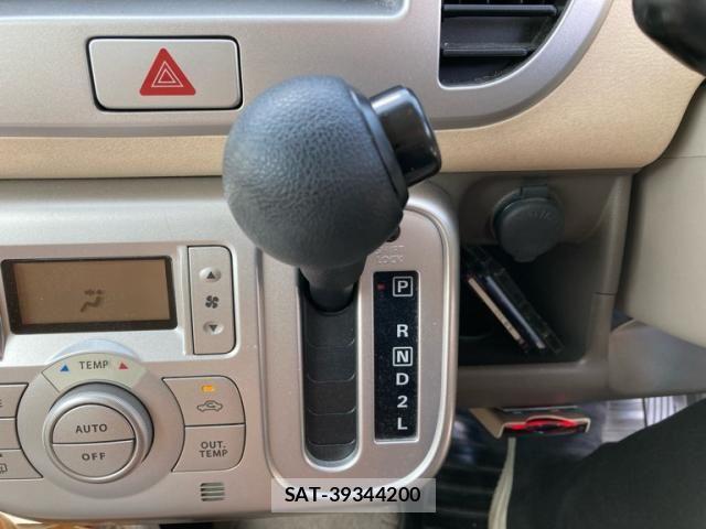 Nissan MOCO 2009-09 8315574-10