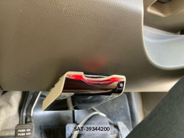 Nissan MOCO 2009-09 8315574-11