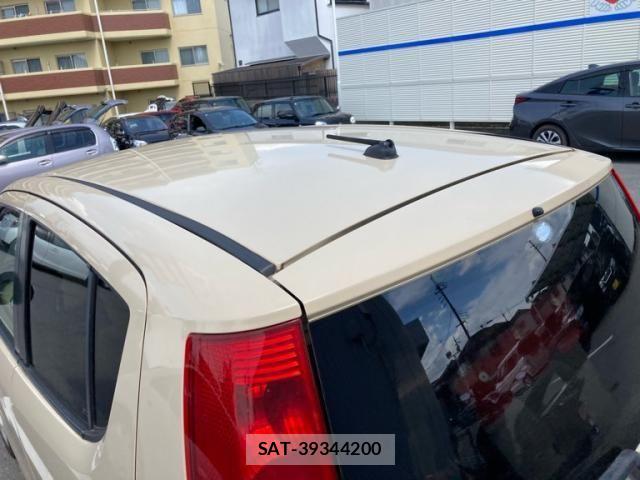 Nissan MOCO 2009-09 8315574-4