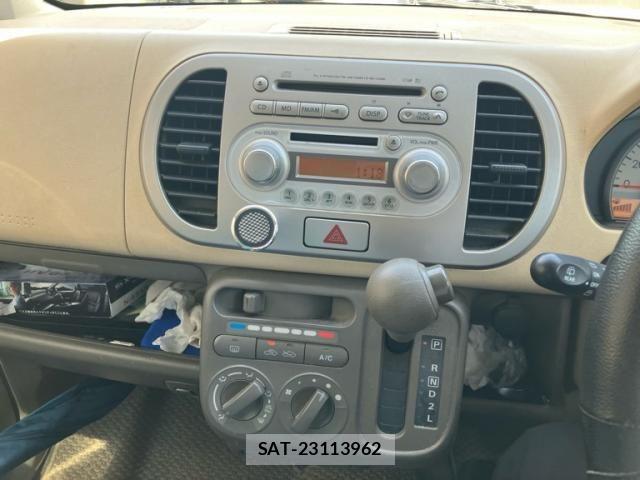 Nissan MOCO 2008-09 8315583-15