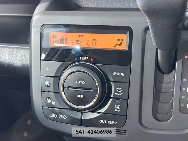 Nissan MOCO 2013-08 8315562-6