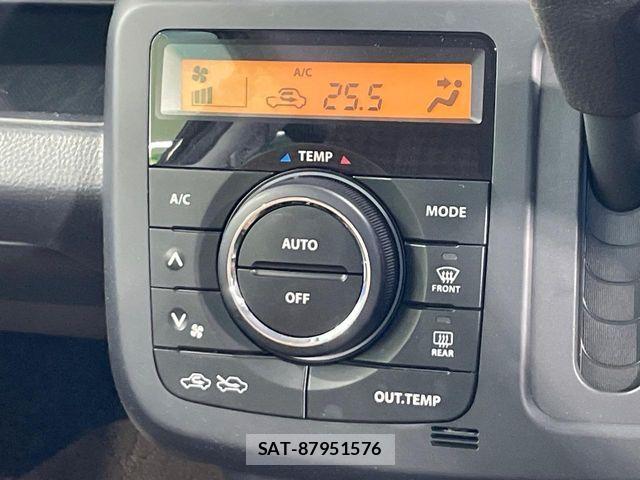 Nissan MOCO 2014-01 8315564-6