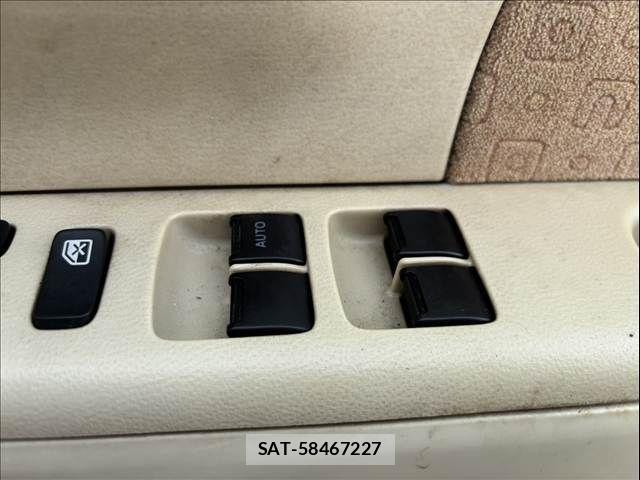 Nissan MOCO 2007-09 8336864-22