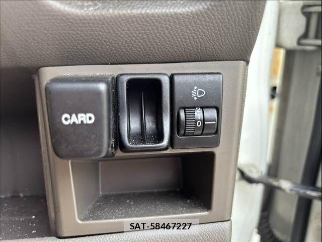 Nissan MOCO 2007-09 8336864-24