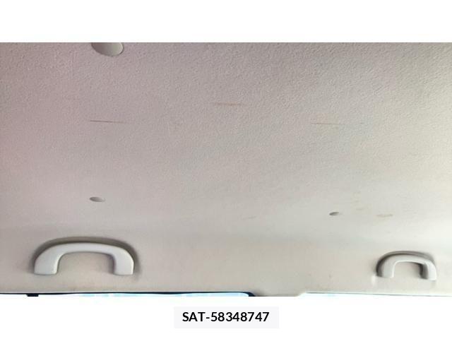 Nissan MOCO 2013-03 8336862-21
