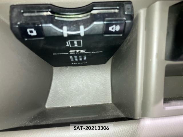Nissan MOCO 2009-09 8355015-10