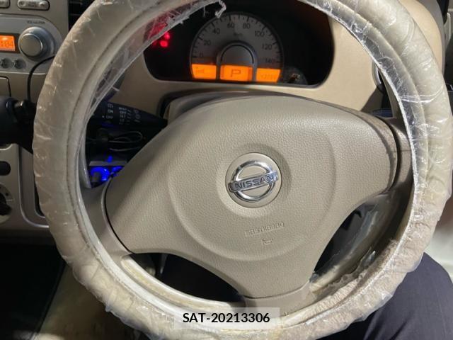 Nissan MOCO 2009-09 8355015-6