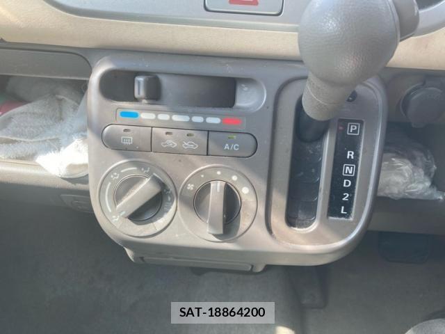 Nissan MOCO 2008-09 8355018-19