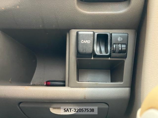 Nissan MOCO 2006-06 8355017-16