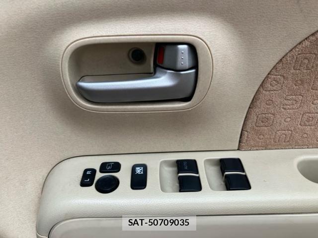 Nissan MOCO 2008-03 8355016-11
