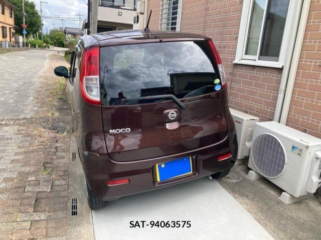 Nissan MOCO 2010-02 8367155-3