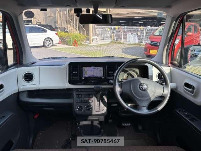 Nissan MOCO 2012-08 8367151-1