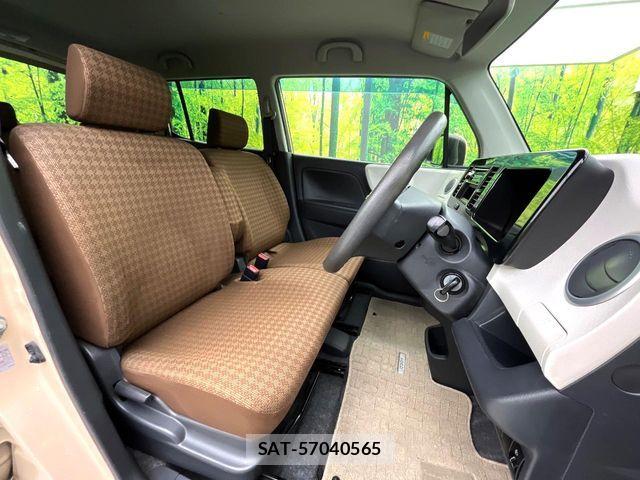 Nissan MOCO 2012-02 8367145-6
