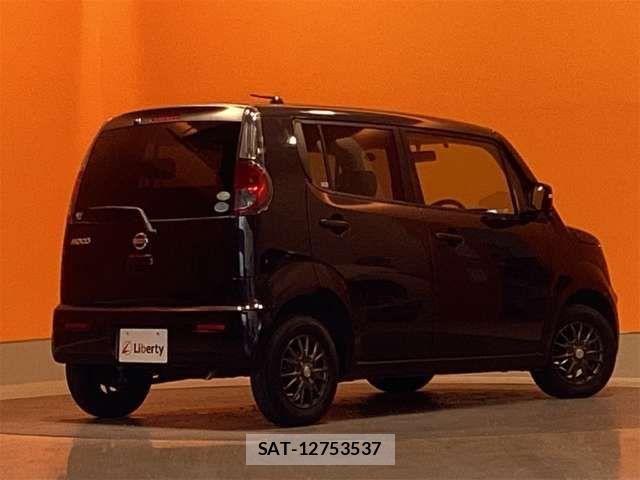 Nissan MOCO 2012-03 8367147-7