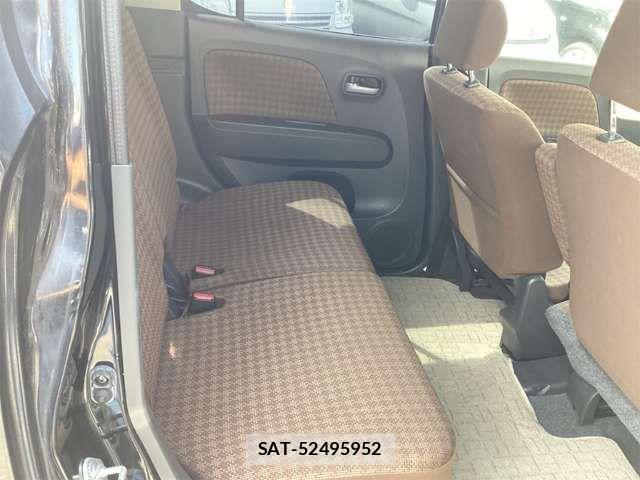 Nissan MOCO 2011-08 8367149-16