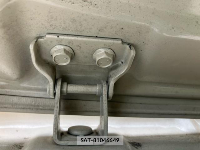 Nissan MOCO 2011-08 8371887-11