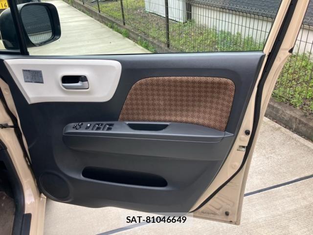 Nissan MOCO 2011-08 8371887-16